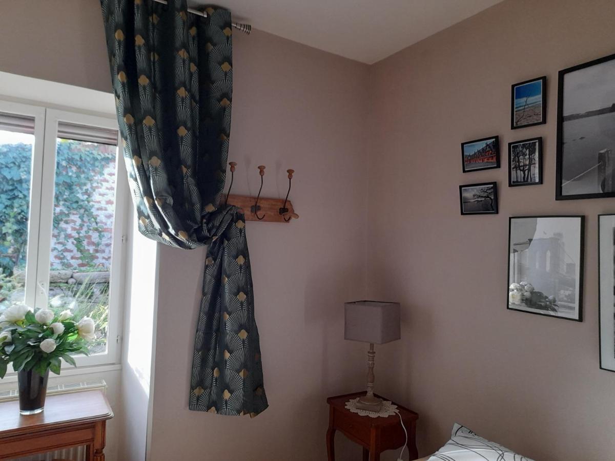 Aux Glycines Bed & Breakfast Marcilly-Ogny Exterior photo